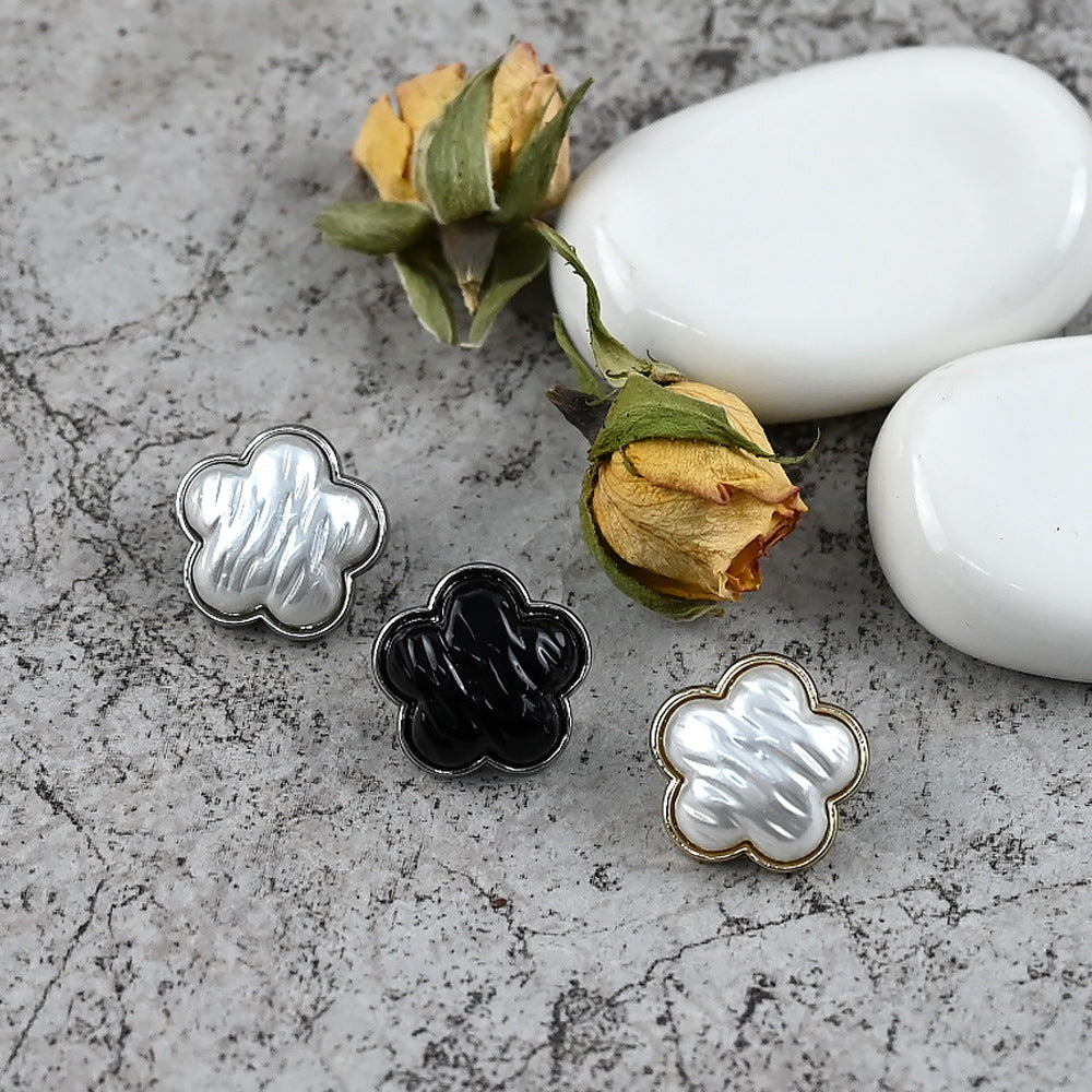 Floral 14mm buttons with shank: white, black, and silver-tone designs