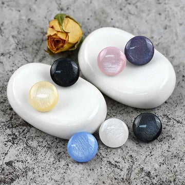 Glitzer-Perlmutt-Mushroom-Shankknöpfe, schwarz, rosa und violett für Kinderkleidung