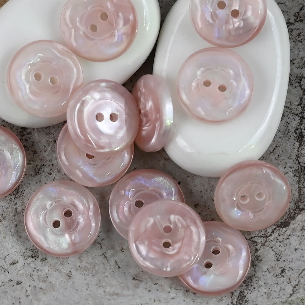 Rosafarbene blumenförmige Resin-Knöpfe mit 2 Löchern, schimmernd