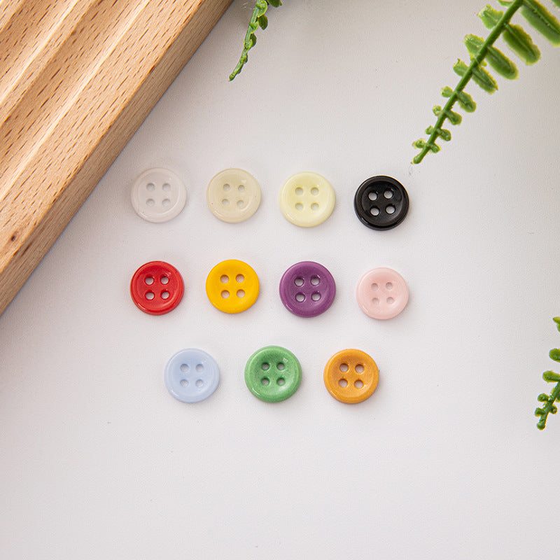 Bunte runde 4-Loch-Keramikknöpfe für Kinder-DIY, 55er Set