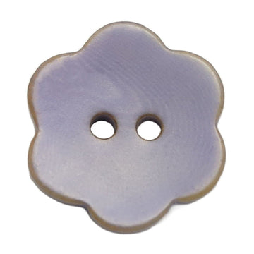 Light lavender two-hole flower-shaped fruit buttons, 11–20mm
