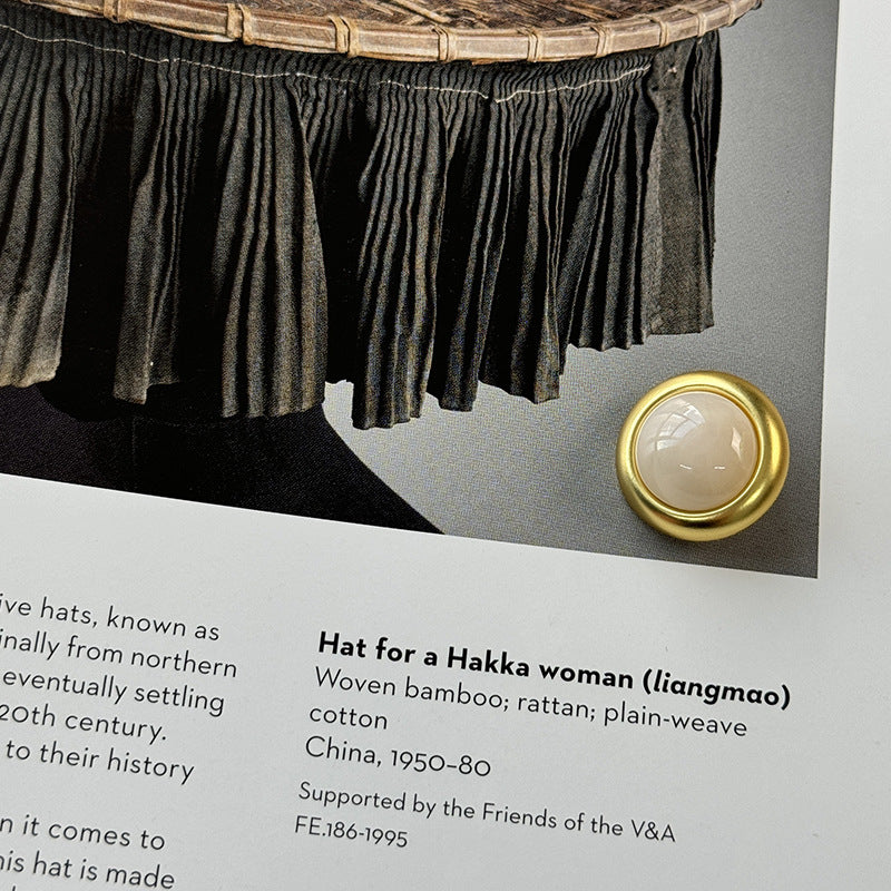 Gold-rim bead clothing button with cream agate-style center