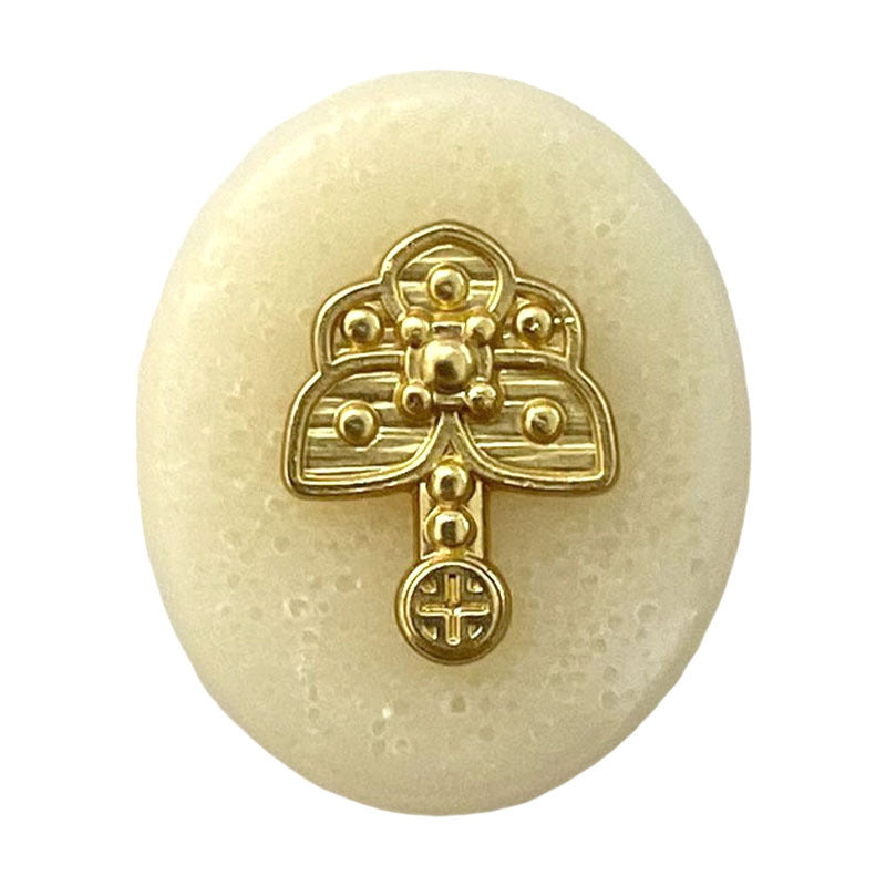 Oval resin clothing button in cream, gold-tone Chinese fan motif and loop shank