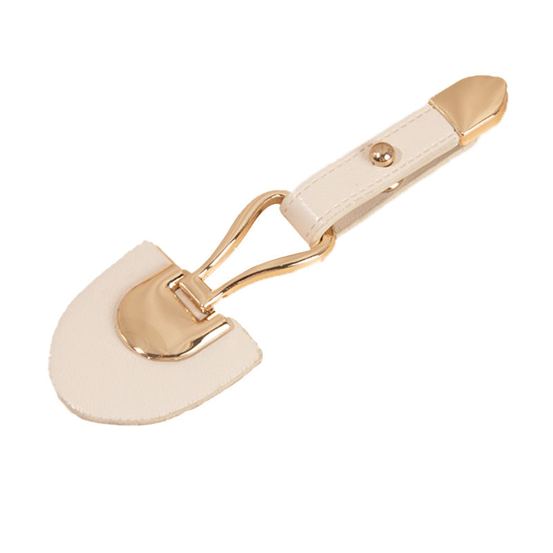 Light coffee leather sew-on toggle with metal buckle and rivet, 10.5 cm