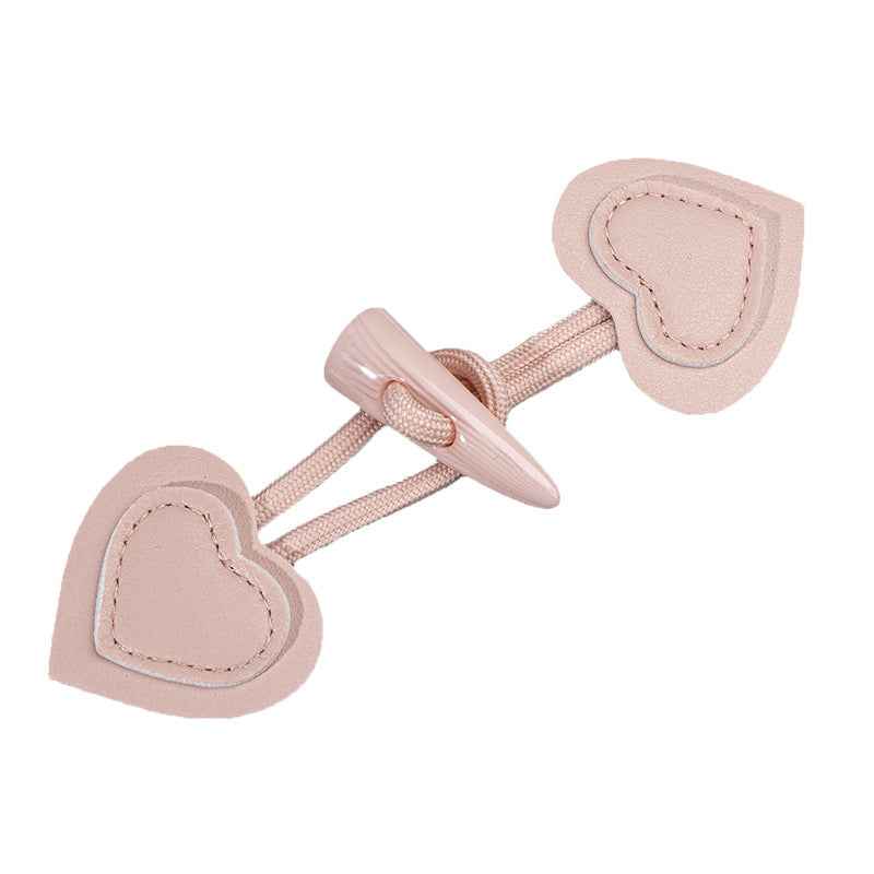 Rosa Herzförmige Knöpfe mit hornfarbener Resin-Öse und Lederschlaufe, 6er Set