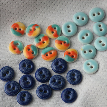 Hand-painted ceramic sewing buttons, round double-hole, blue/orange pattern, 6 pcs