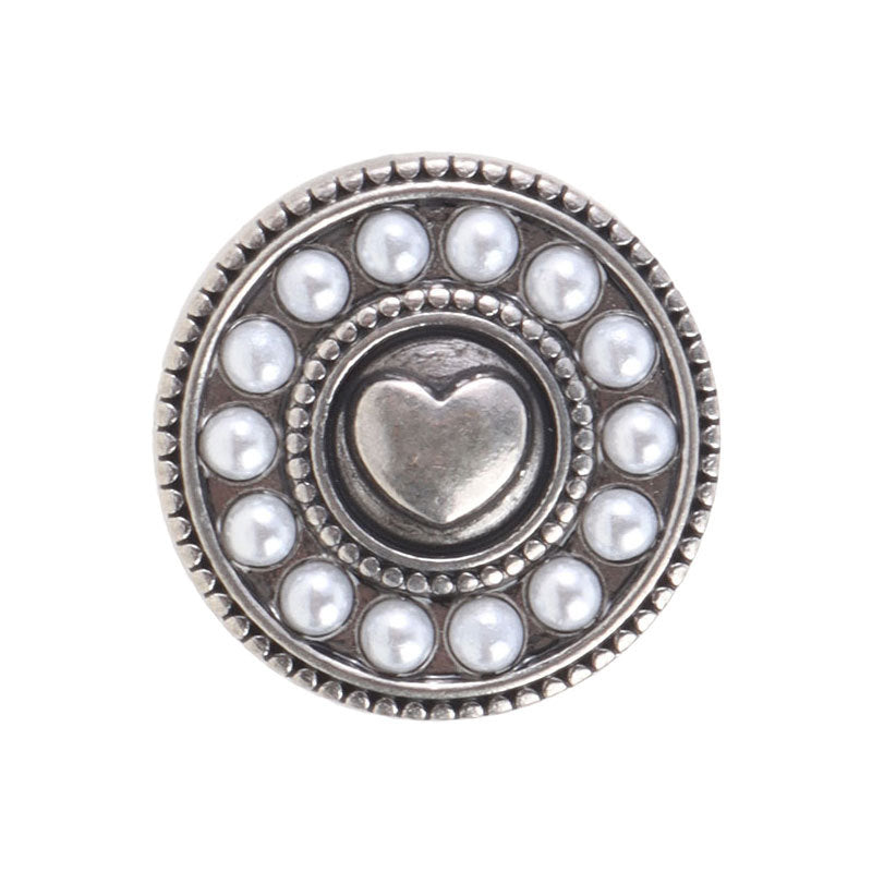 Bouton rond argent vieilli 19mm, cœur au centre, entourage perles