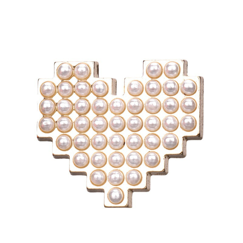 Heart-shaped pearl button, gold-tone metal frame, set of 15