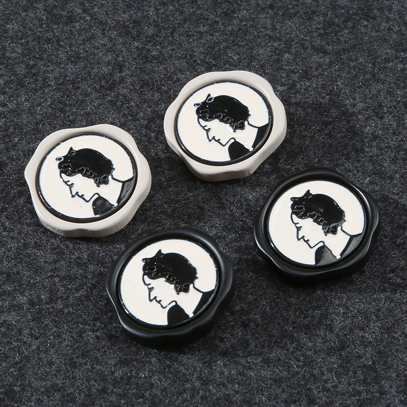 Resin-Metallknöpfe mit Porträtmotiv, hell und schwarz, Metallösen, 15er-Set