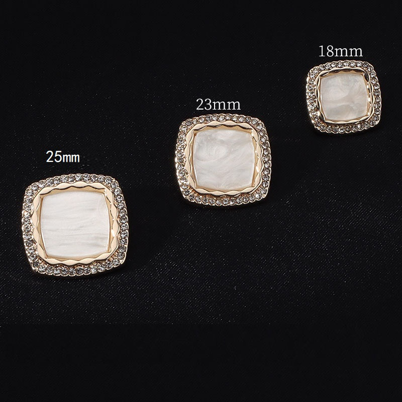 White square diamond-studded metal buttons with shanks (18/23/25mm)