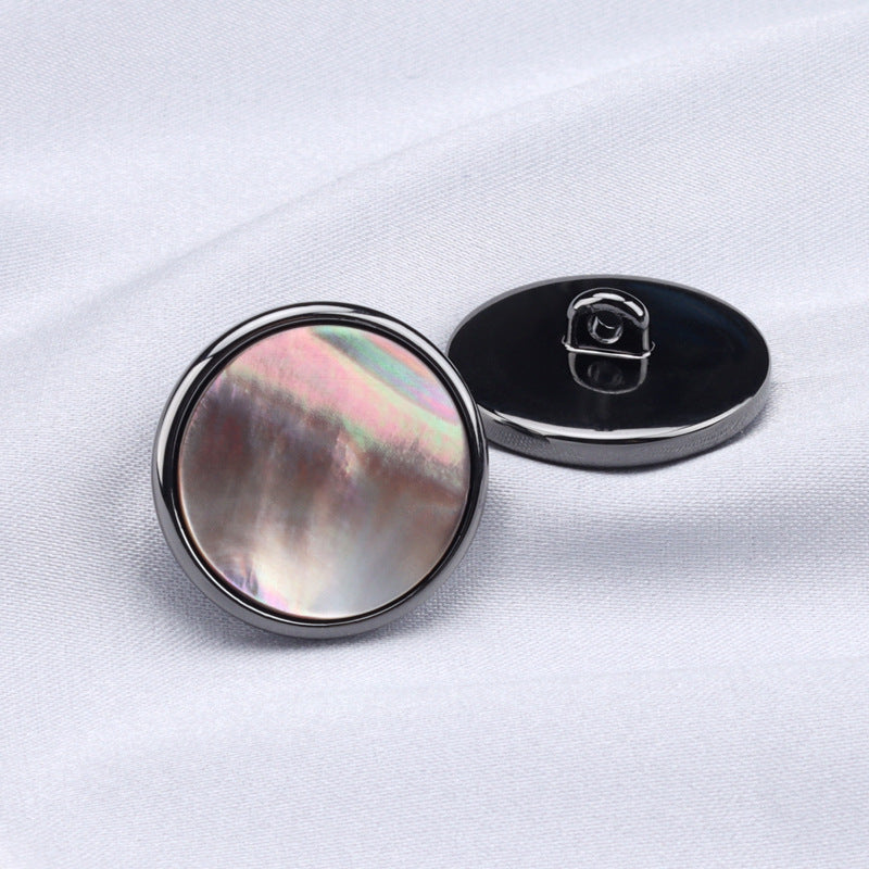 Round shell buttons set: iridescent front, black metal back with shank