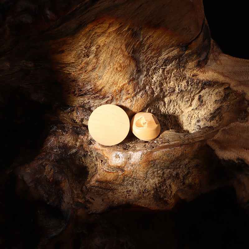 Runde Holzknöpfe aus Pappelholz, Naturton, 2 Stück