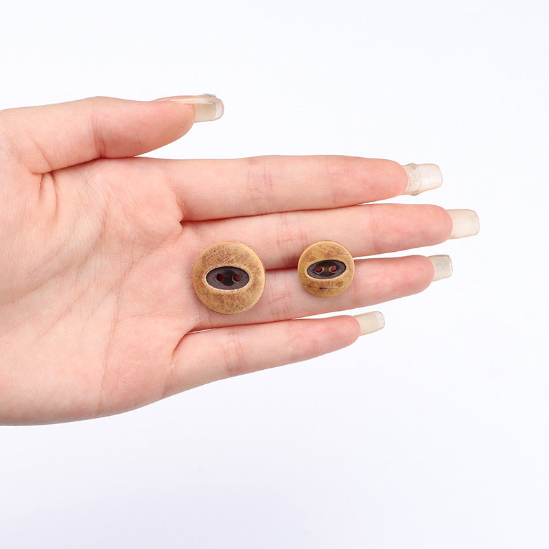 Round two-hole distressed painted wood buttons in coffee, 15/20 mm