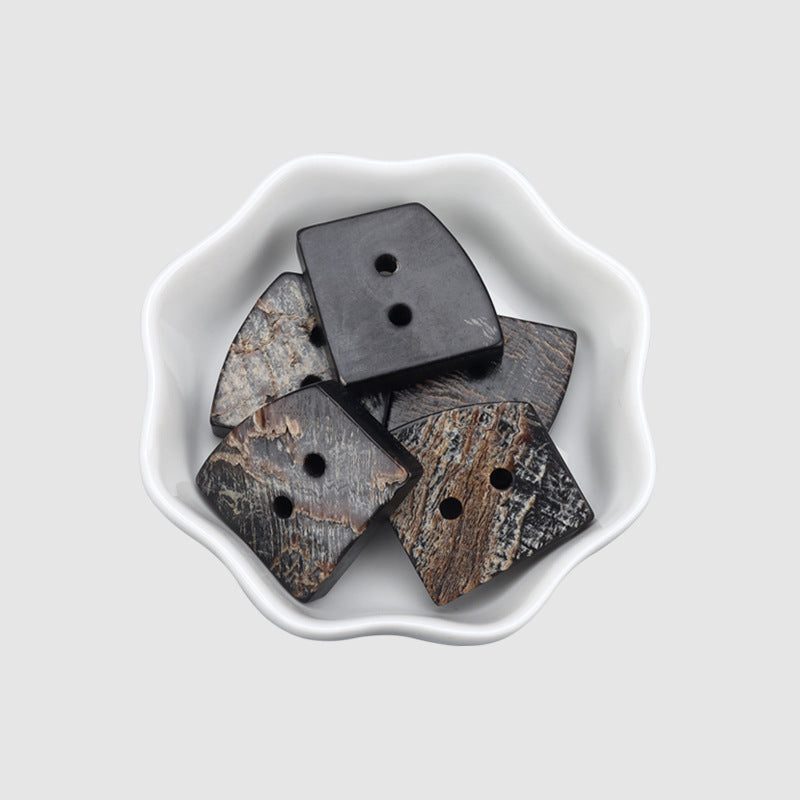 Mixed irregular square 2-hole buttons in dark and natural horn tones