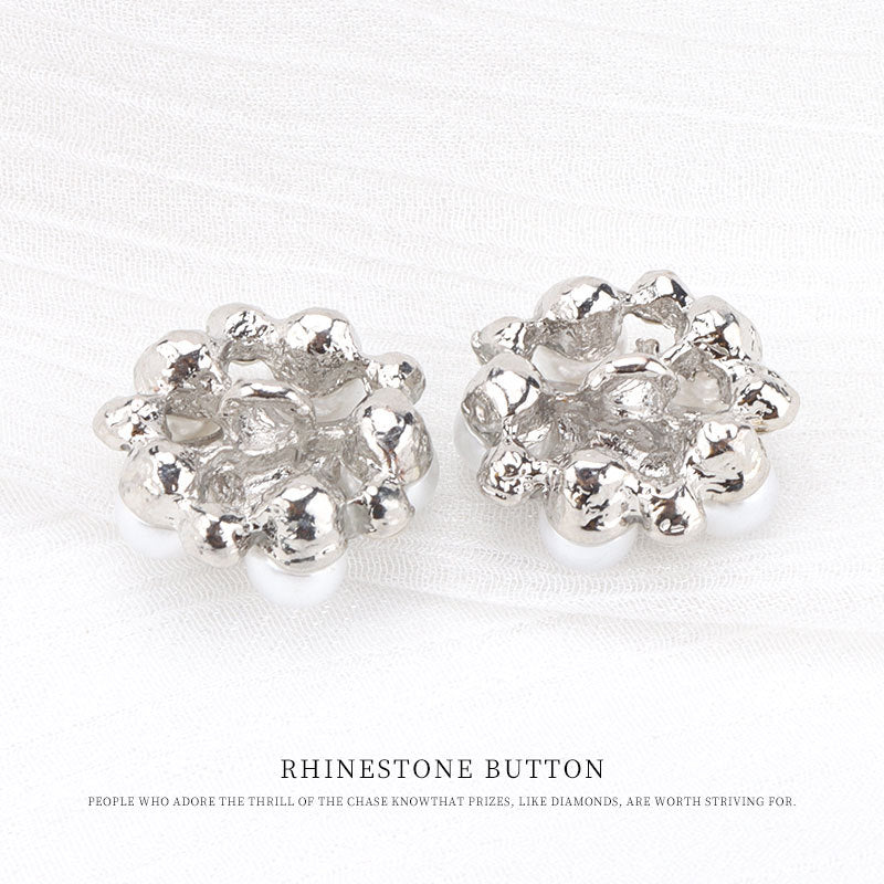 Back view of star rhinestone pearl metal buttons, silver tone with setting prongs