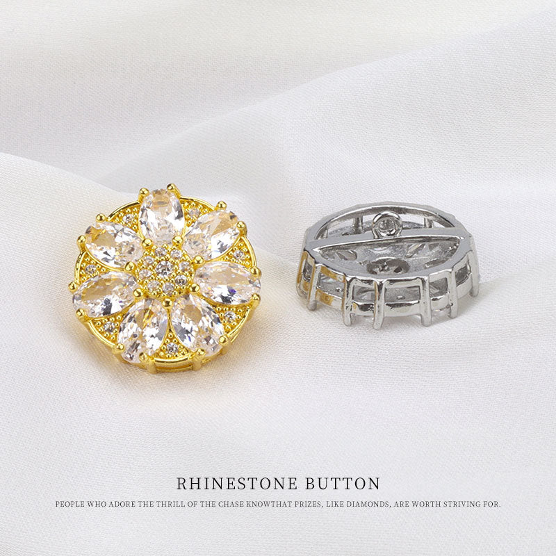 Zircon flower metal buttons set: gold and silver tones, clear stones, 7-leaf petals