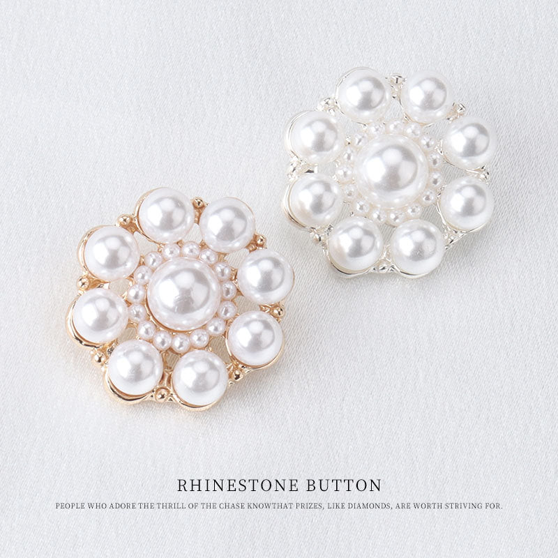 23mm pearl buttons set: one gold-tone, one silver-tone, both with white pearls