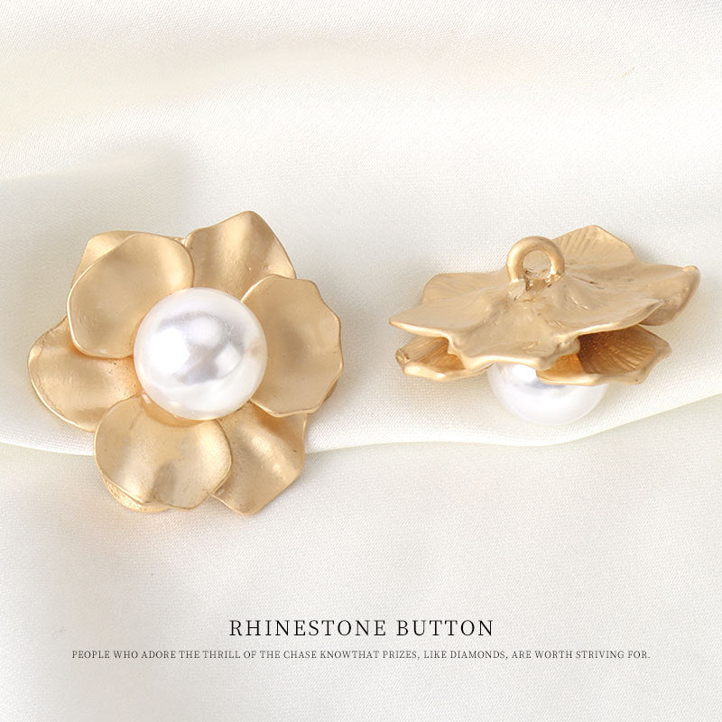 Gold lotus pearl metal button set, shank front with loop back