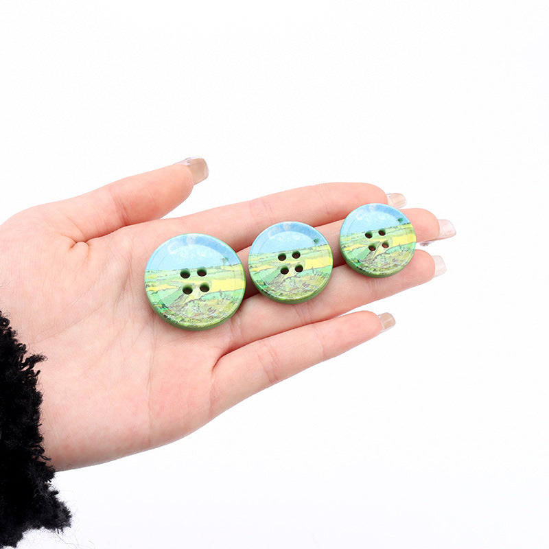 Set aus runden 4-Loch Kunstharzknöpfen mit blau-grünem Landschaftsprint