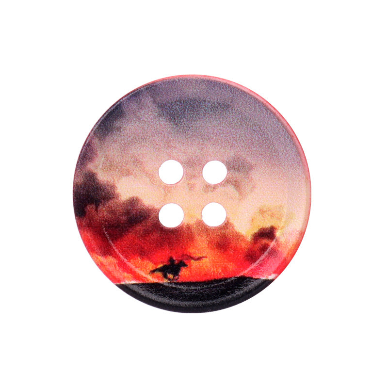 Runder 4-Loch Kunstharzknopf, rotes Sonnenuntergangsmotiv mit dunklen Silhouetten