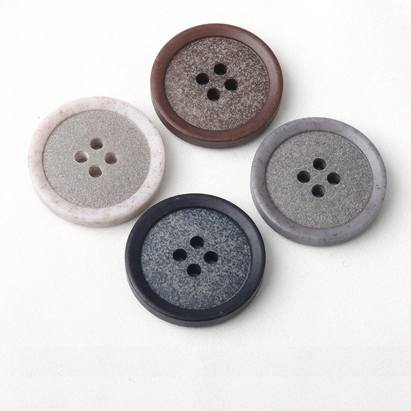 Set aus 4-Loch-Resin-Knöpfen in Beige, Grau und Blau, rund, 15–25 mm