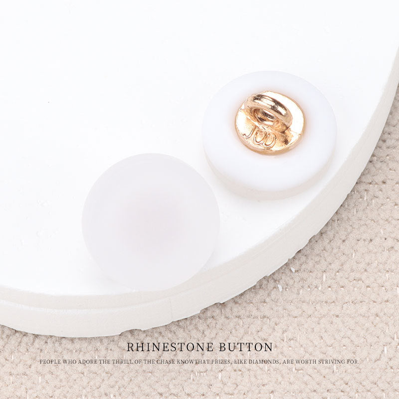 Botones de resina planos blancos, con ojal metálico para coser, 11 mm.
