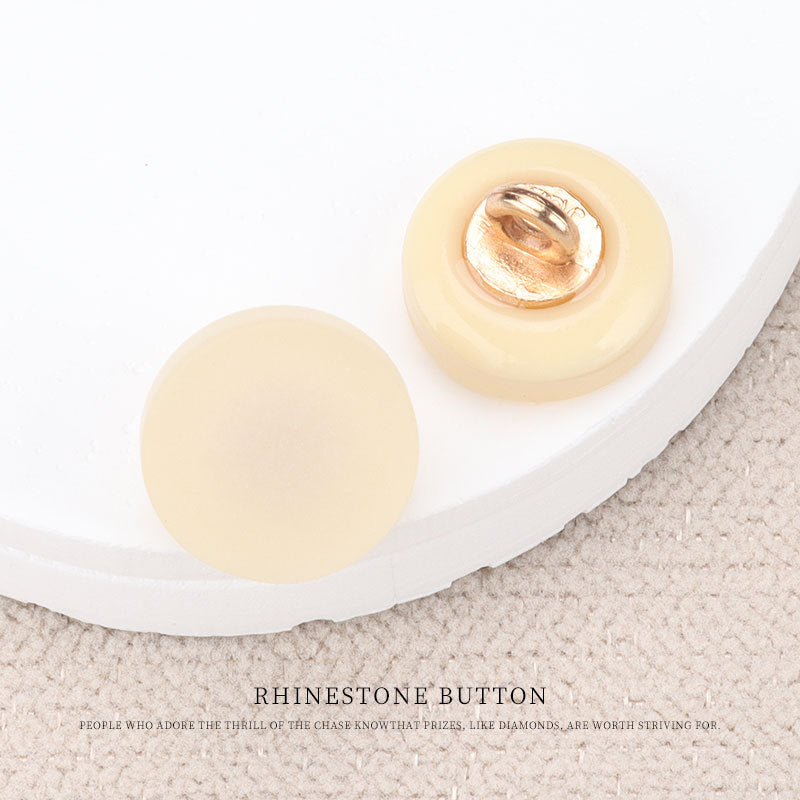 Botones de resina planos crema, parte trasera metálica con ojal para coser, 11 mm.