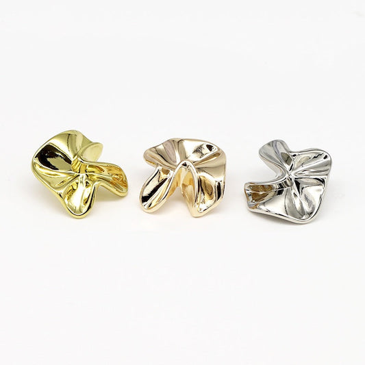 Geometric floral metal shank buttons: gold, light gold, light silver (48 pcs)