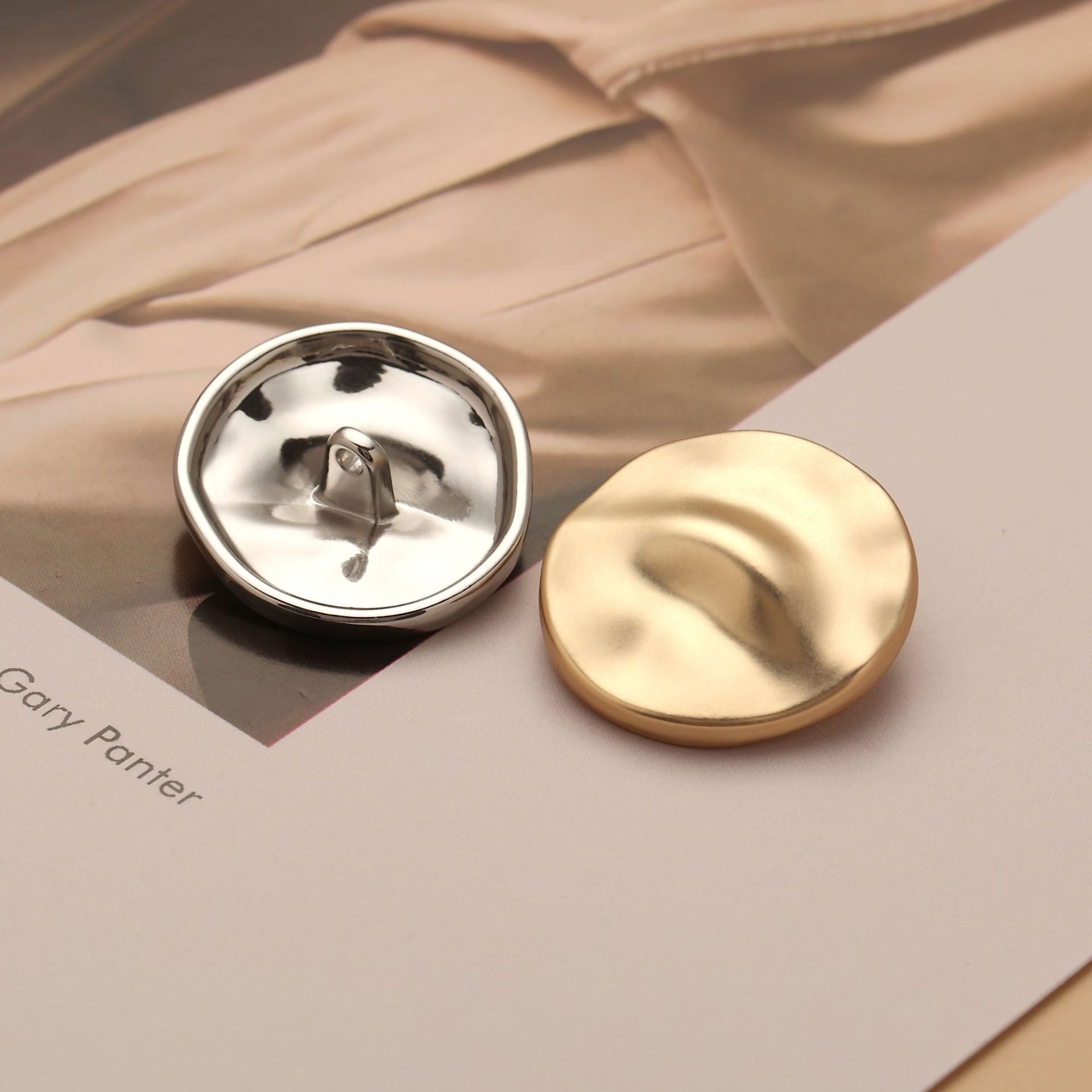 Unique Gold Silver Metallic Shank Sewing Buttons 10pcs