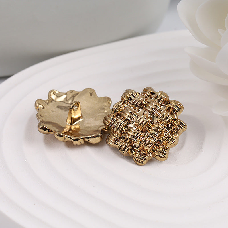 Gold-tone sewing button back and front, ornate retro ridged floral shape
