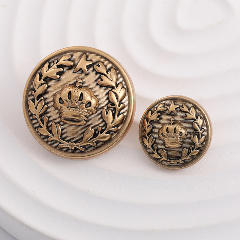 Set of antique gold crown and laurel leaf metal buttons, 15–23mm