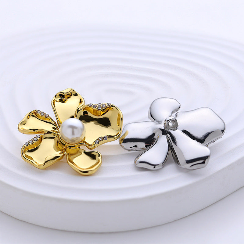 Floral Pearl and Crystal Gold Chrome Plated Metal Buttons 5pcs