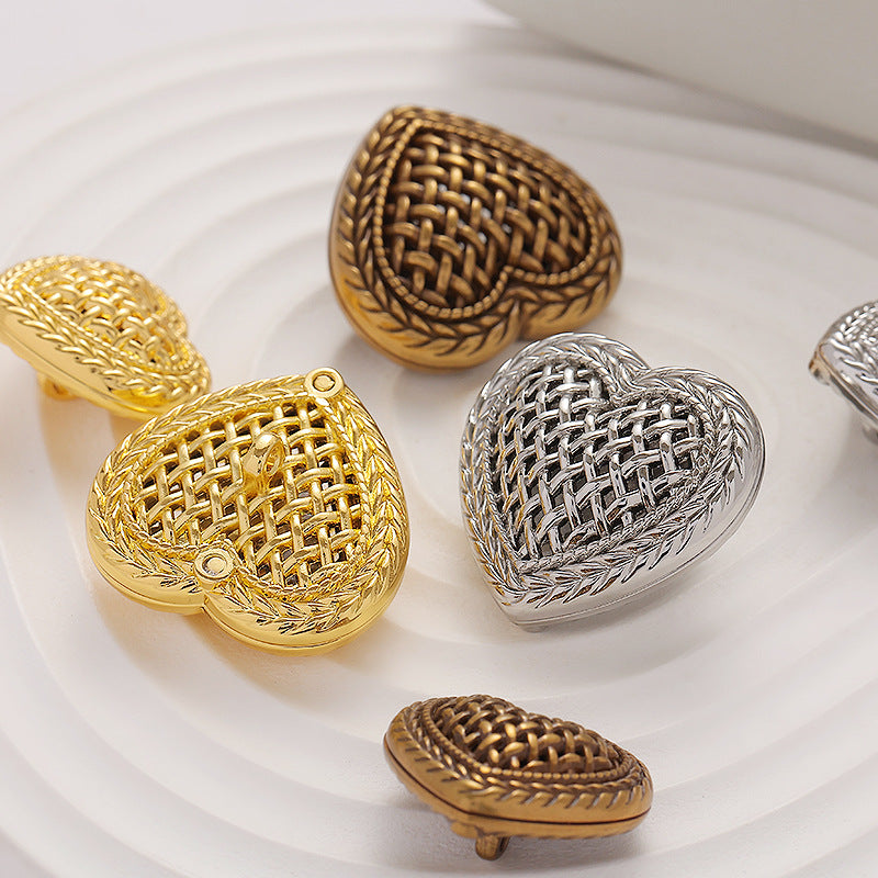 Retro heart metal buttons in woven lattice, with loop back, Gold and Silver, 6pcs