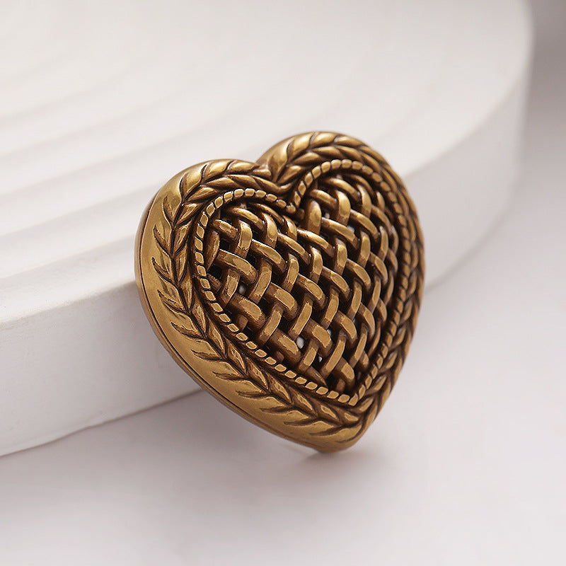 Retro heart metal button with woven hollow lattice and leaf border, gold