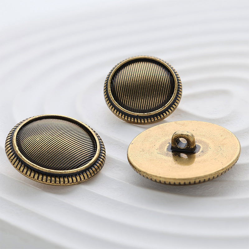 Set of vintage striped lace metal buttons: antique gold fronts and backs, 15–22mm