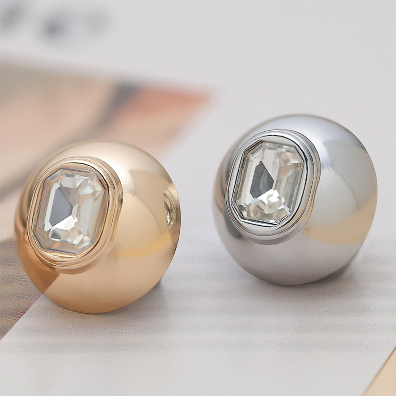 Convex buttons set: gold and silver finishes with clear faceted diamond bezels