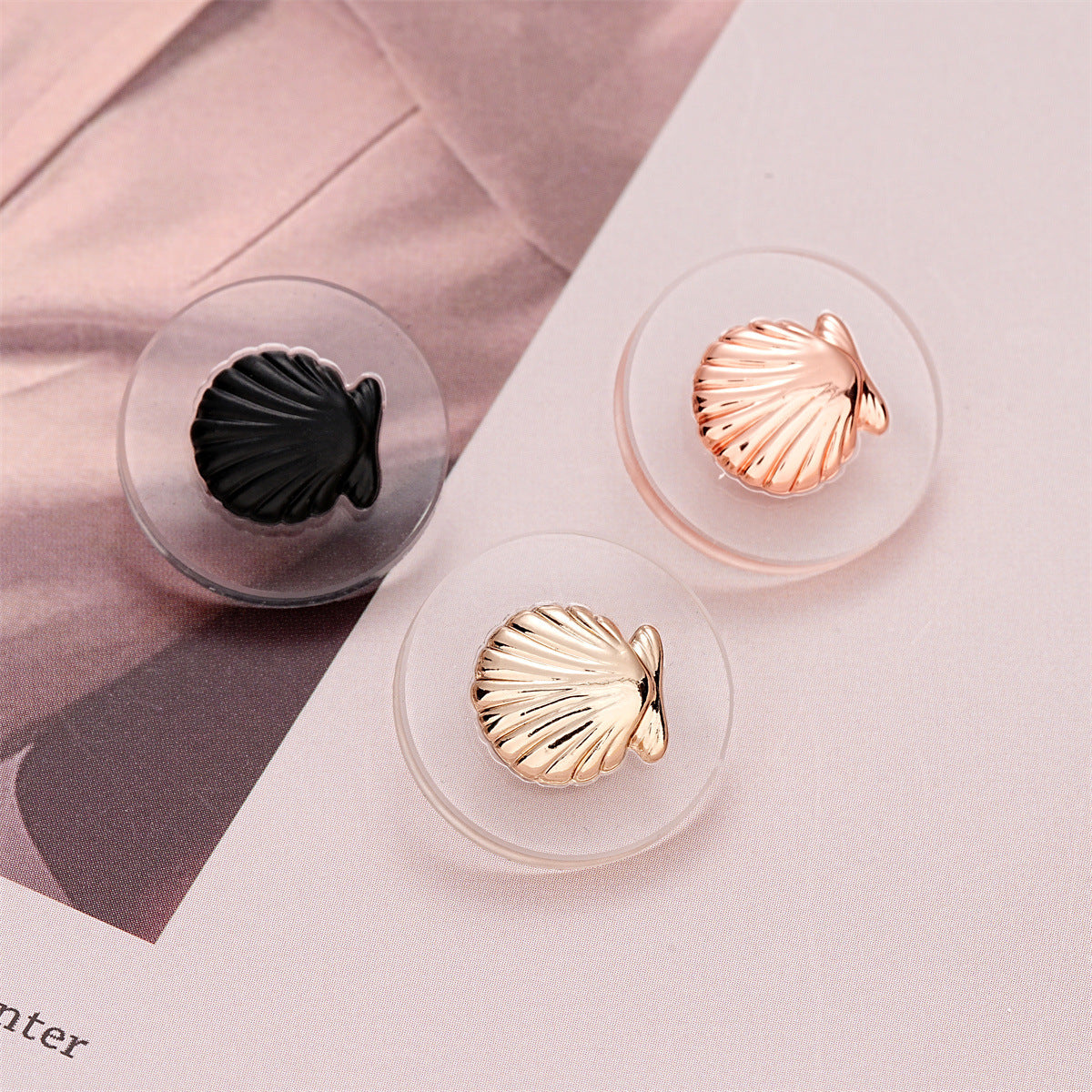 Round shell buttons: pink and gold with black accents, metal & acrylic, 5 pcs