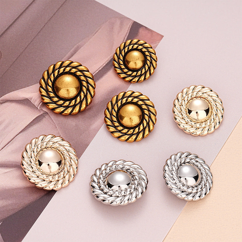 6-pack round metal buttons in gold and silver tones, braided rim, central dome