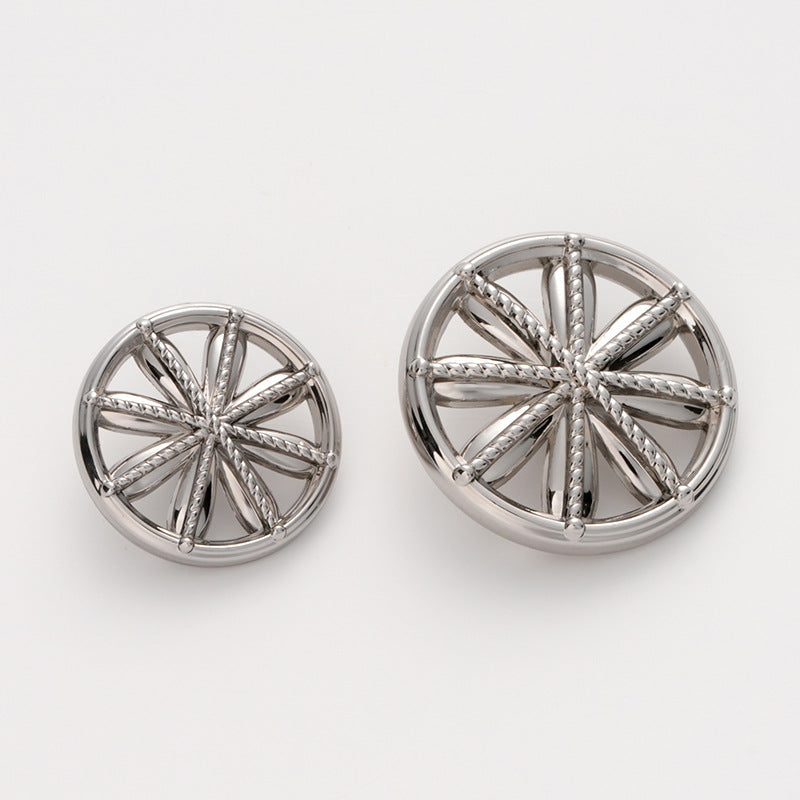 Metal Button with Wagon Wheel Shape and Hollow Snowflake Design 5pcs