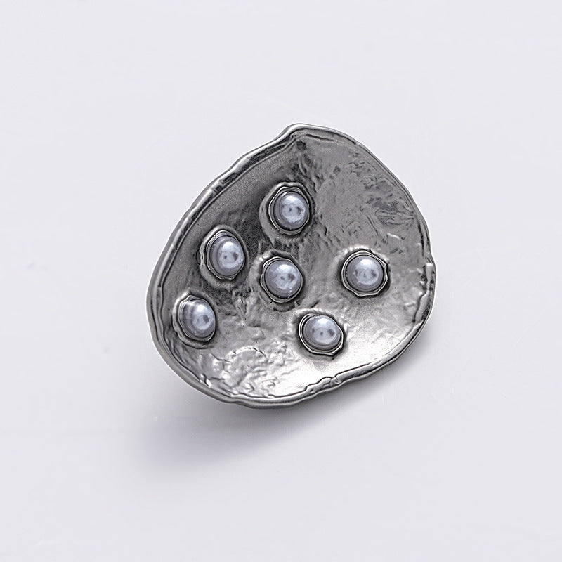 23mm Antique Gold Metal Sewing Button Teardrop Shape 6 Pearls 5pcs Misty Silver