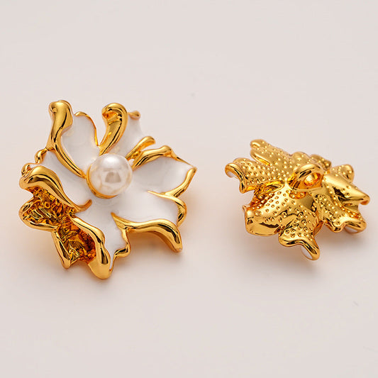 Six-Petal Flower Pearl Decorated Metal Button with Shank 5pcs White Gold