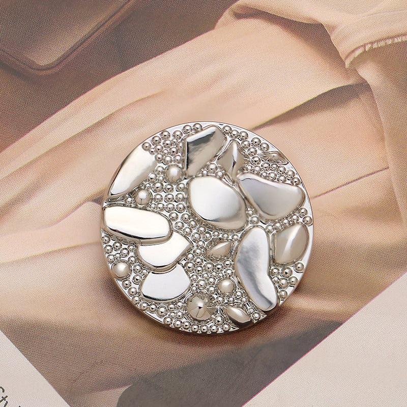 30mm silver round coat button, pebble road style with domed links and studs