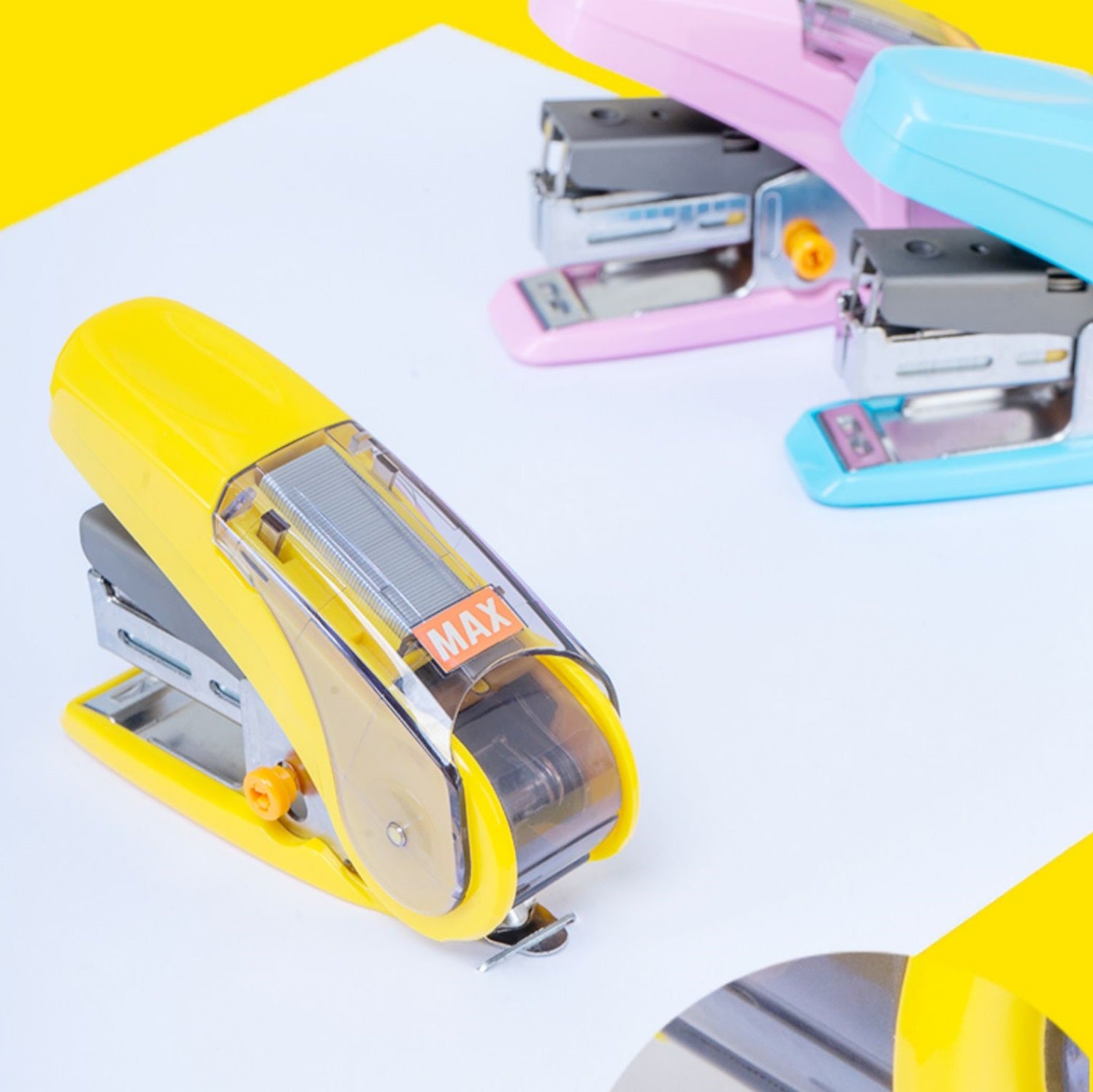 Max SAKURI Kid's Stapler HD-10NLCK with 1000pcs Staples - TTpen