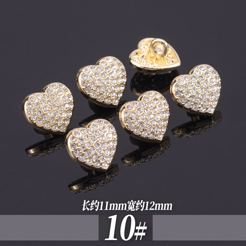 金色金属衬衫纽扣 水钻爱心表面，约11-12mm（10号）