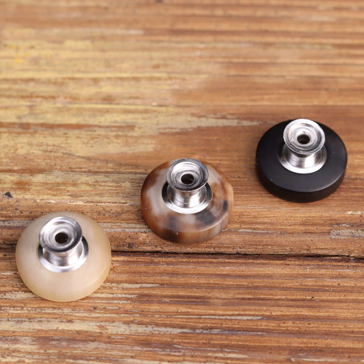 18mm matte horn rivet stud buttons, back side hardware—beige, brown, and black
