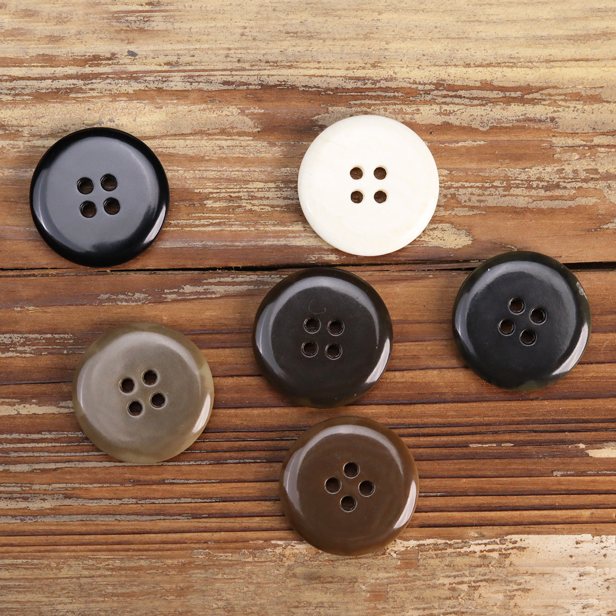 Fruit-texture urea suit buttons, 4-hole, cream and dark brown tones, 30 pack