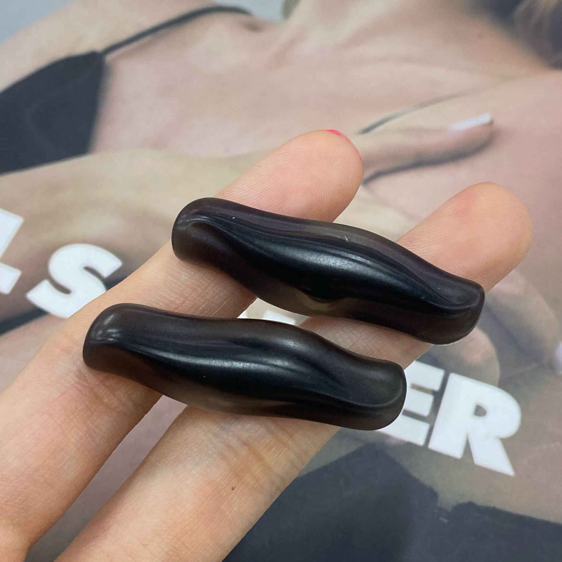 Resin Shank Buttons, 4 cm, schwarz, längliche Tropfenform, glänzend, 2 Stück