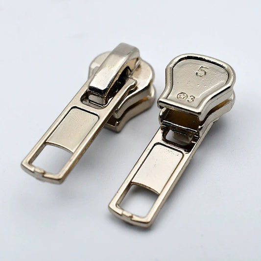 Zipper pull #5, silver-tone, flat pull tab with clip