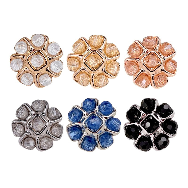 Blumenförmige Metallknöpfe mit Perlen, Set in gemischten Farben
