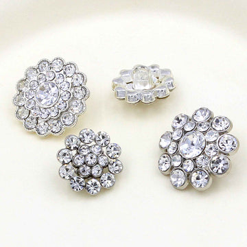 Runde Strass-Metallkammknöpfe, offene Blüten-Optik (Style 1), silberfarben